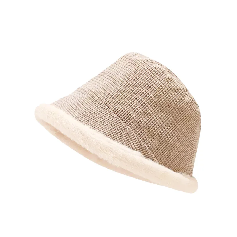 Anne Winter Bucket Hat in Tan