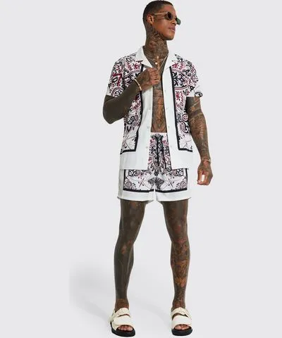 boohooMAN Mens Textured Bandana Border Shirt And Shorts