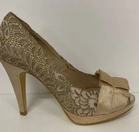 BUTTERFLY LACE PEEP TOE BY NUDE