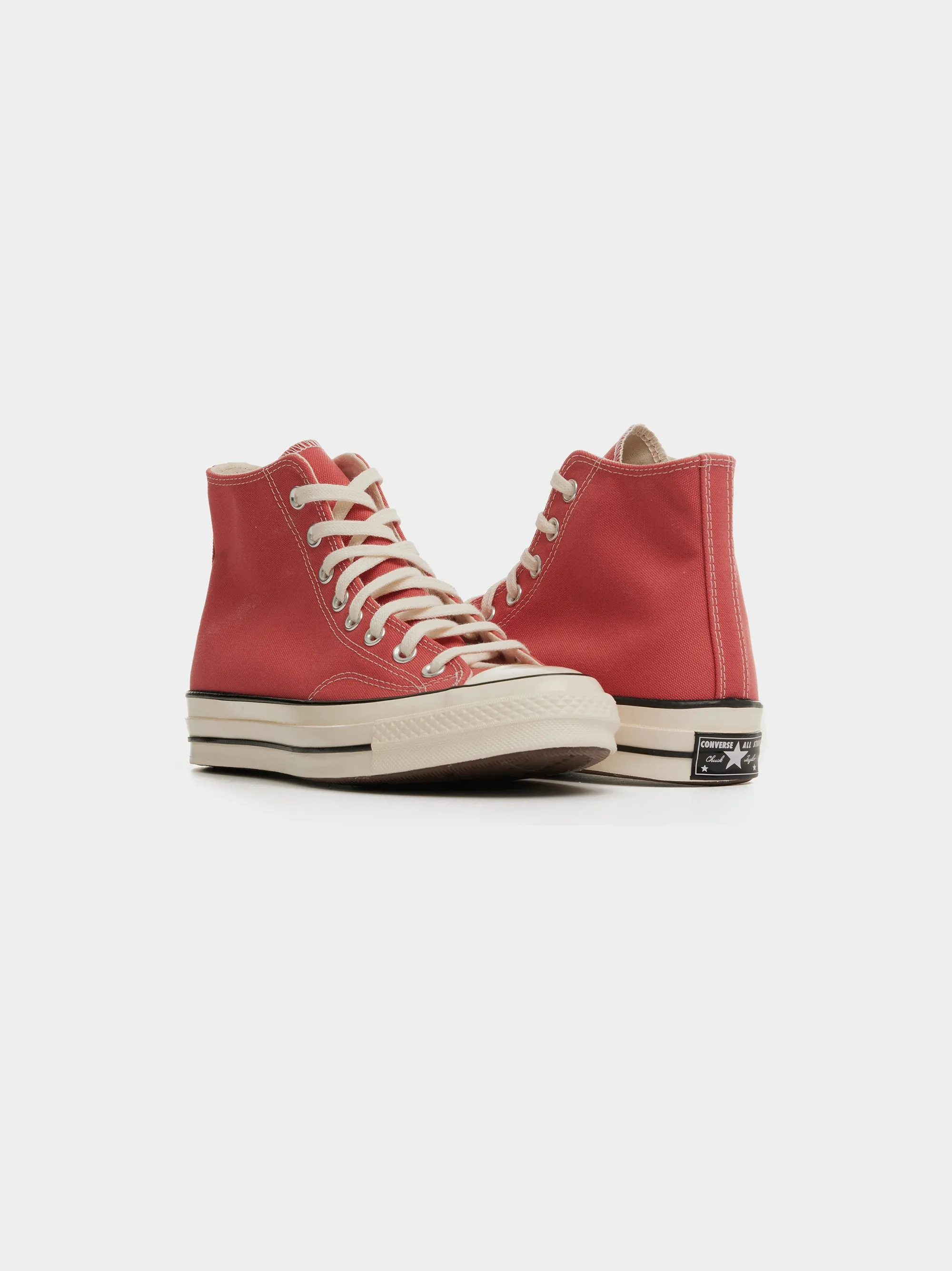 Chuck 70 Hi, Rhubarb Pie / Egret