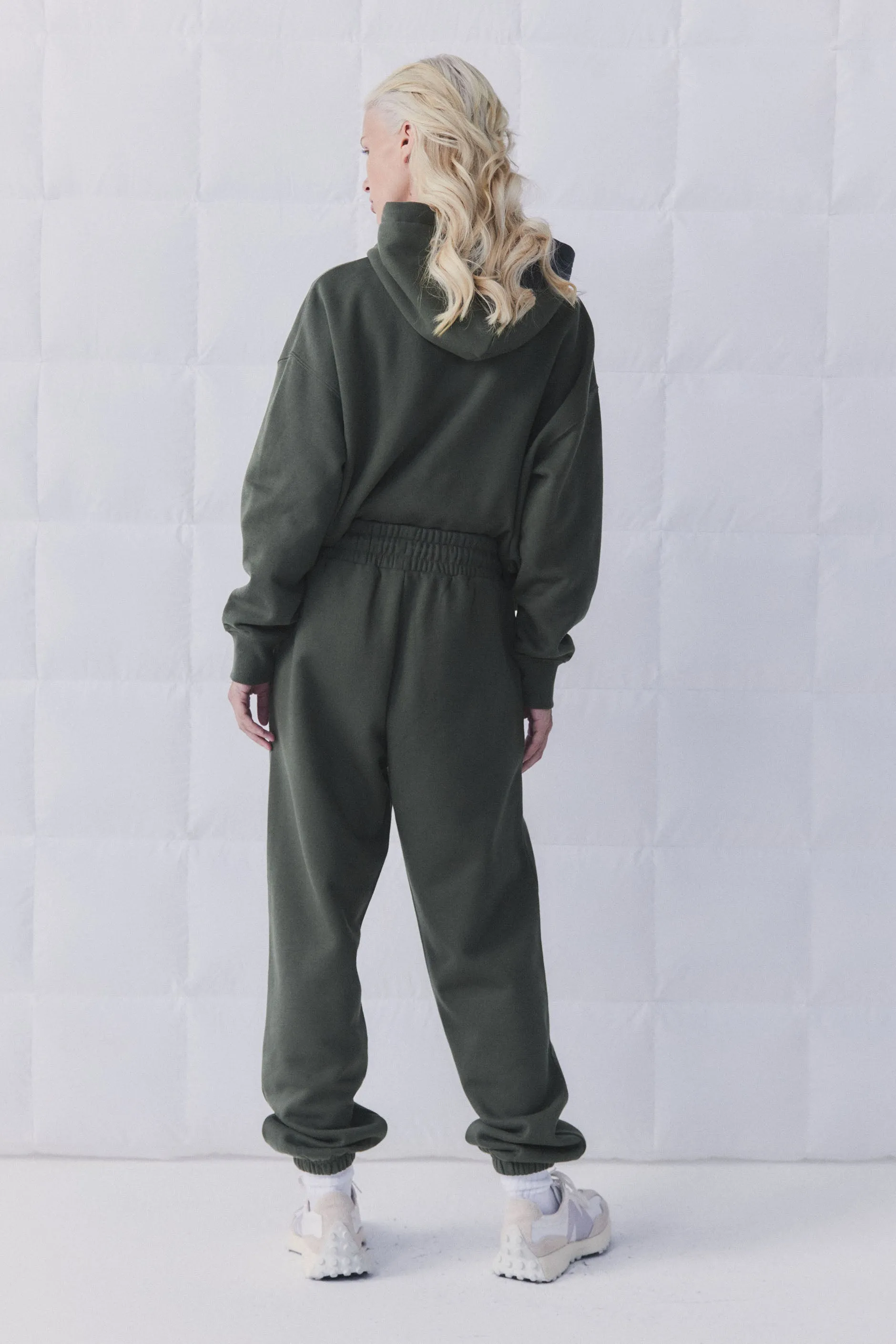 D-Luxe Essential Track Pant