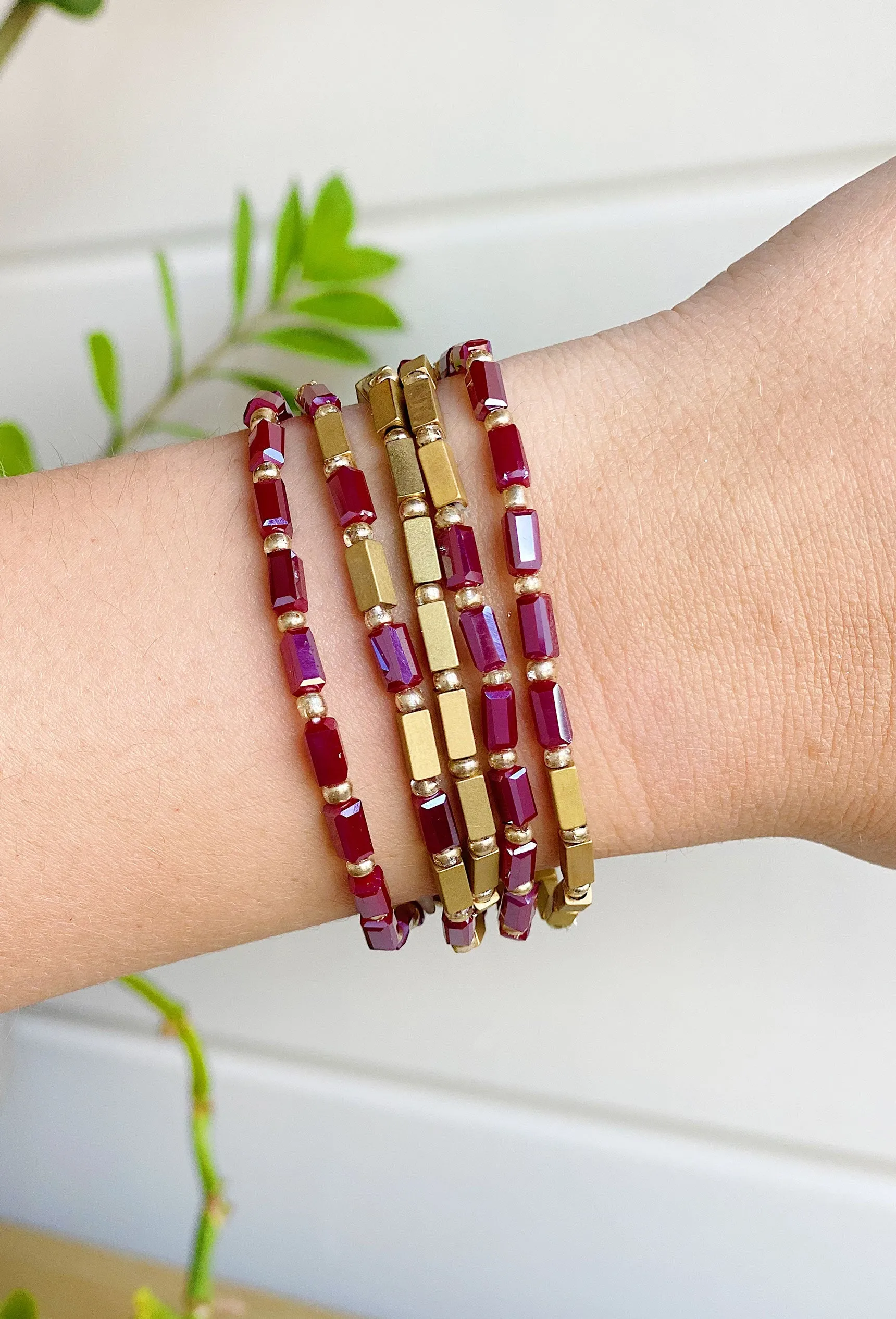 Daphne Beaded Bracelet Set in Burgundy