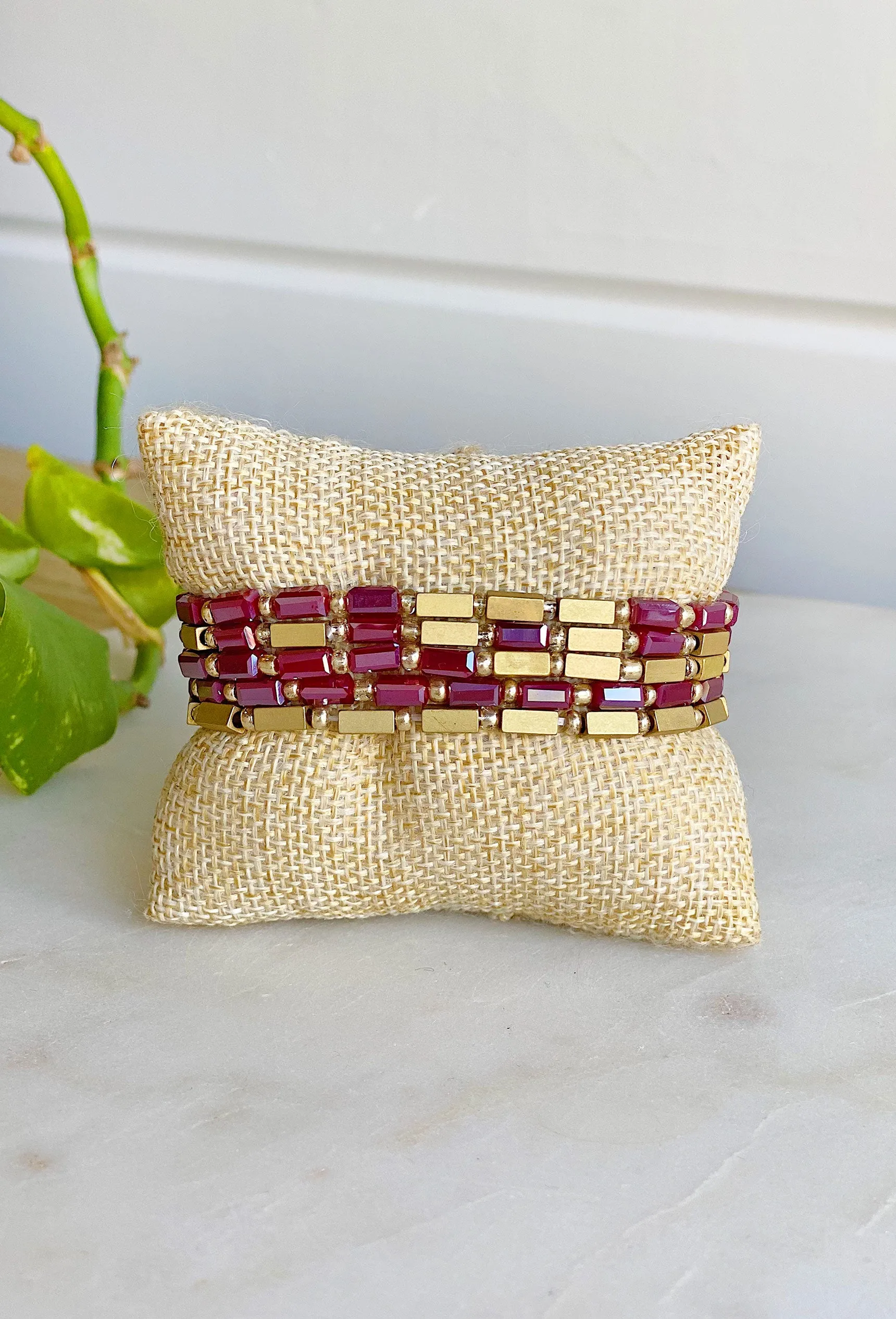 Daphne Beaded Bracelet Set in Burgundy