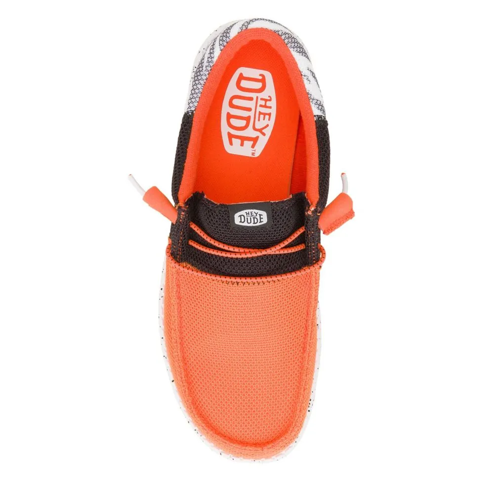 HEYDUDE  MENS WALLY SLIP ON SNEAKER