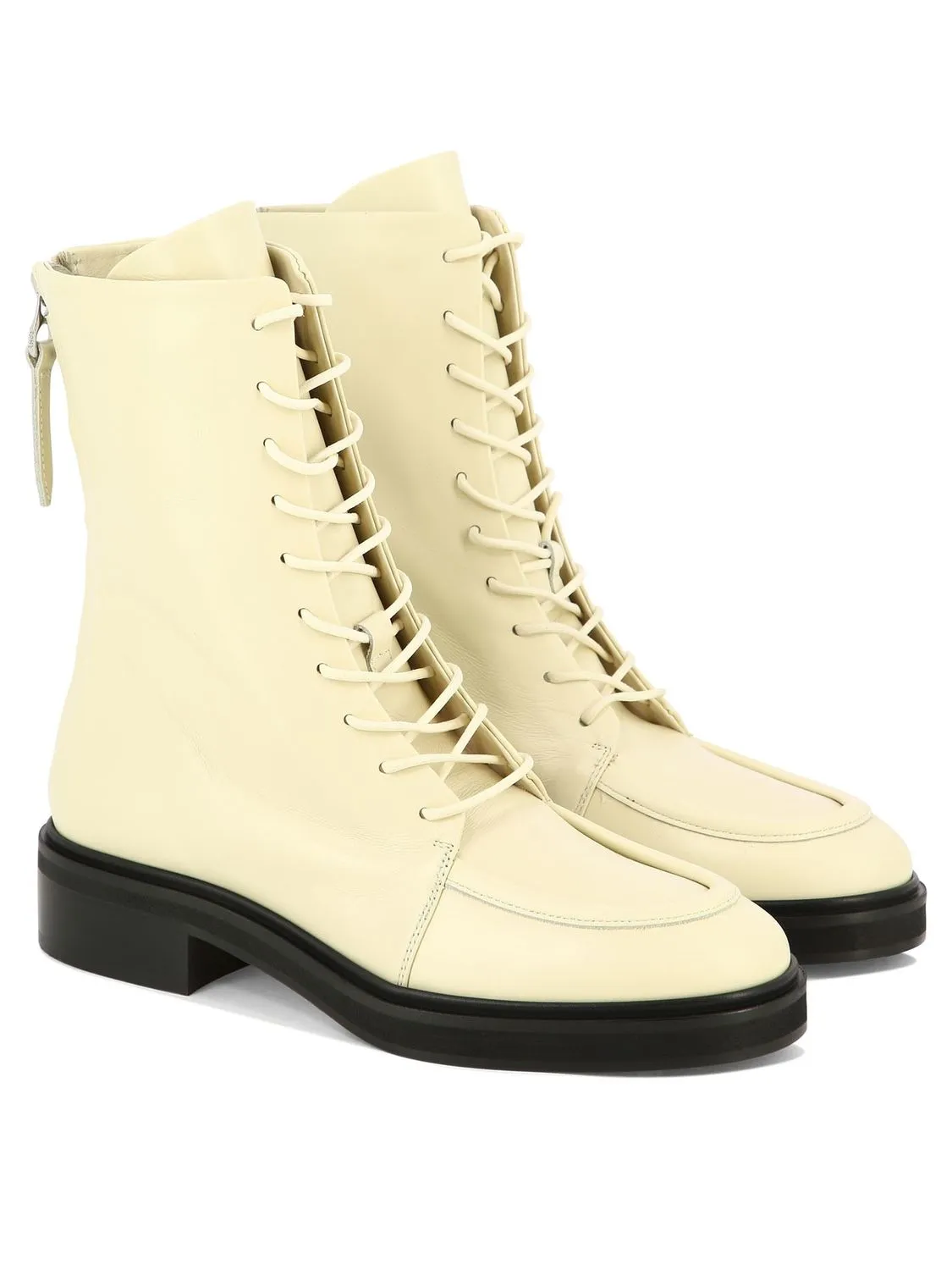 MAX ANKLE BOOTS