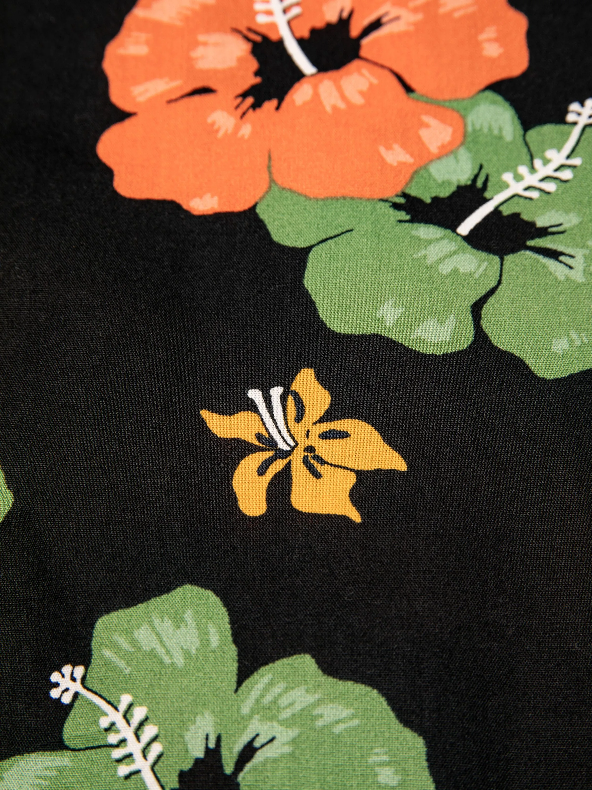 Nudie Jeans Arvid Flower Hawaii SS Shirt Black