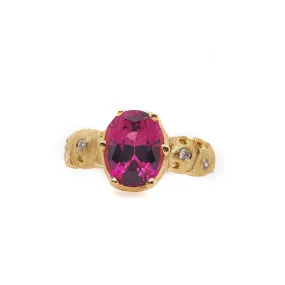 'Scherzo' Ring with Malaya Garnet