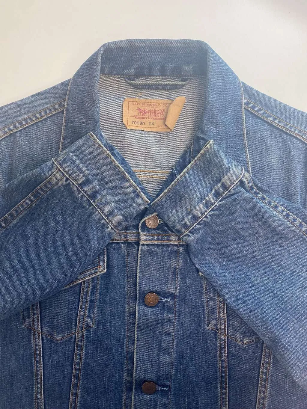 Women’s vintage Levis denim jacket, 70590 04 – Small